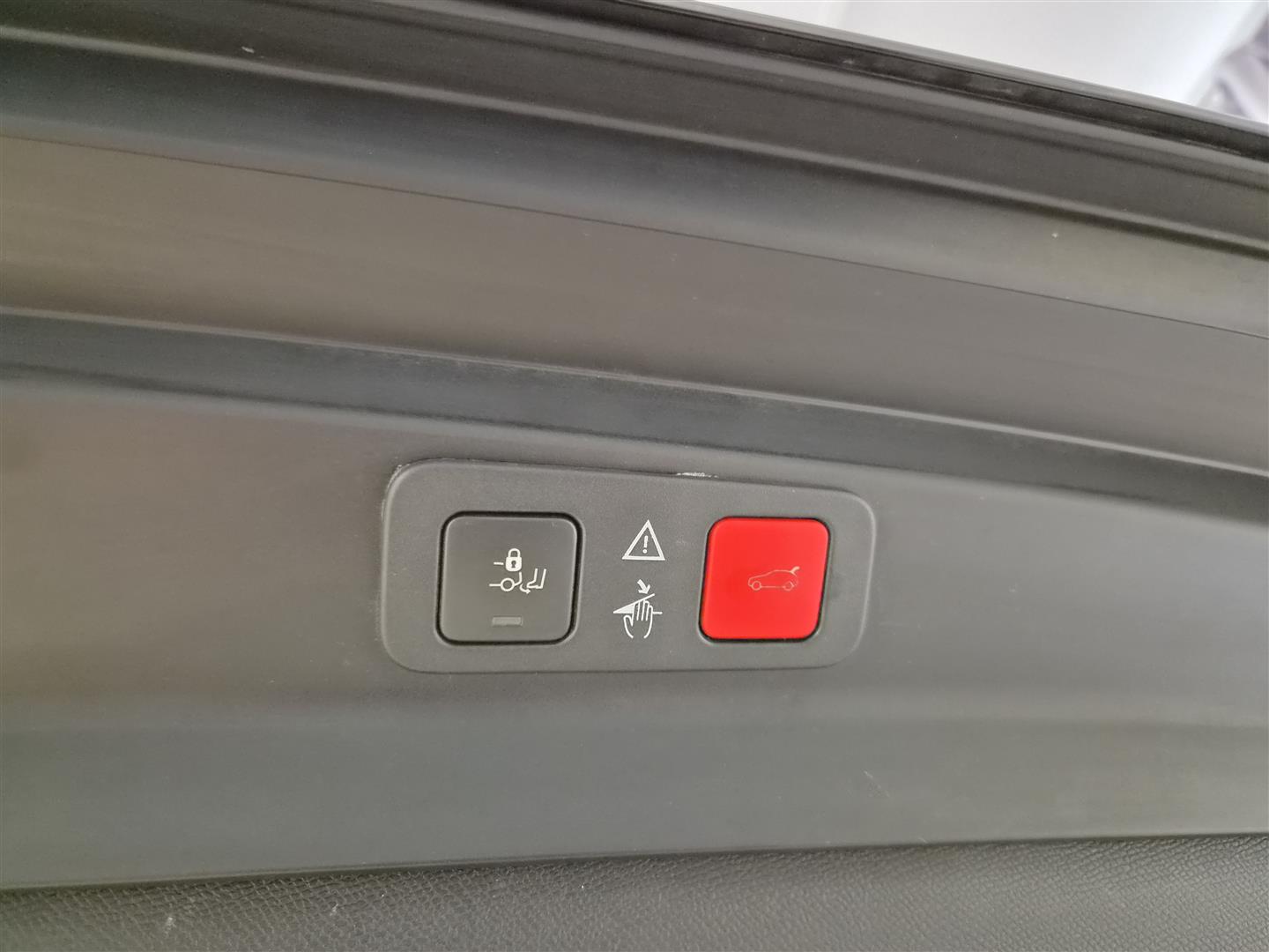 Peugeot 5008 2017, kuva 7/20