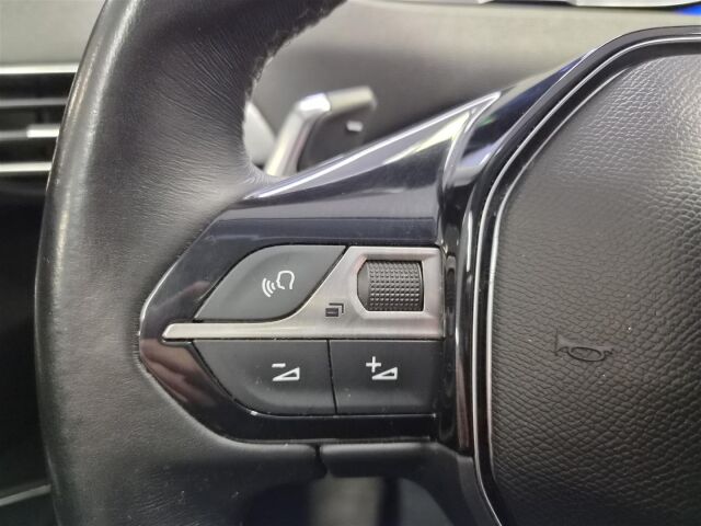 PEUGEOT 5008 2017 Allure BlueHDi 120 Automaatti