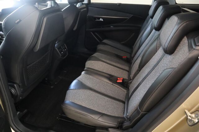 PEUGEOT 5008 2018 Allure BlueHDi 120 Automaatti
