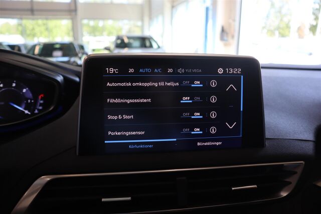 PEUGEOT 5008 2018 Allure BlueHDi 120 Automaatti