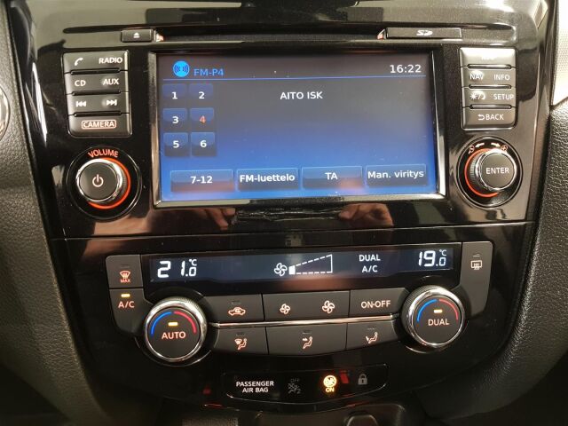 NISSAN Qashqai 2018 DIG-T 115 N-Connecta 2WD Xtronic PFEB