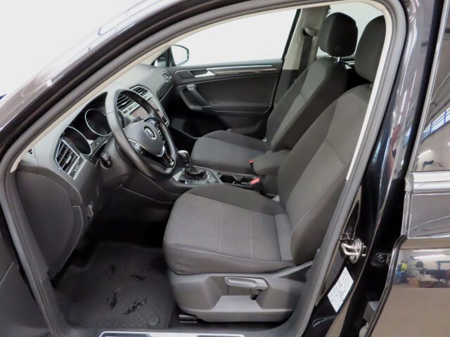 VOLKSWAGEN Tiguan Allspace 2018 Launch Edition Comfortline 2,0 TDI SCR 110 kW (150 hv) 4MOTION DSG-automaatti