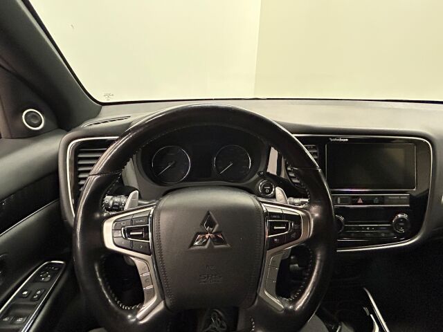 MITSUBISHI Outlander PHEV 2018 Instyle 4WD 5P