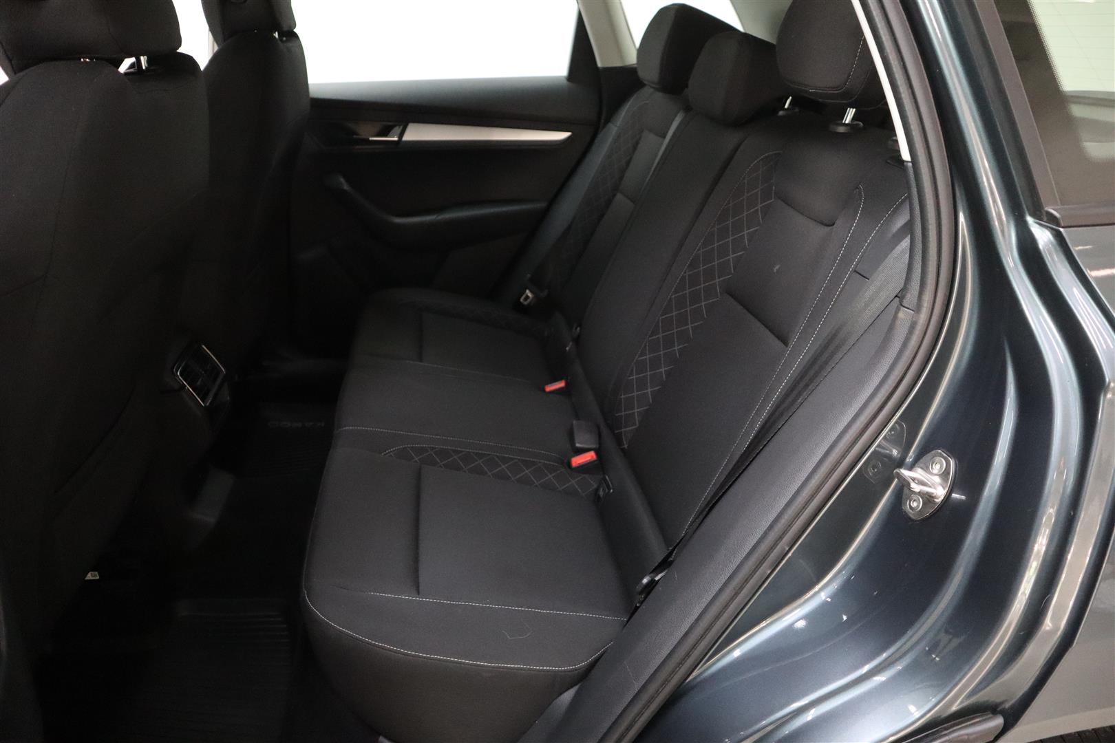 Skoda Karoq 2018, kuva 7/19