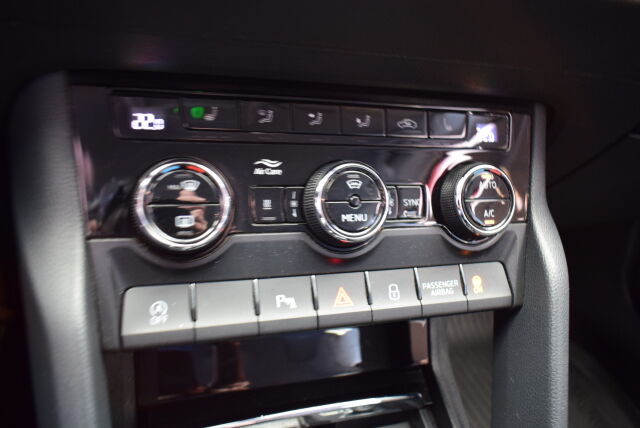 SKODA Karoq 2018 2,0 TDI 150 4x4 Ambition DSG Autom.