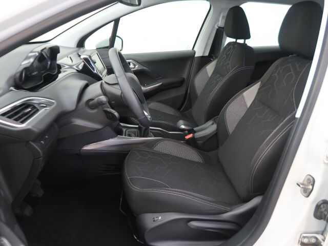Peugeot 2008 2019 Motion PureTech 82