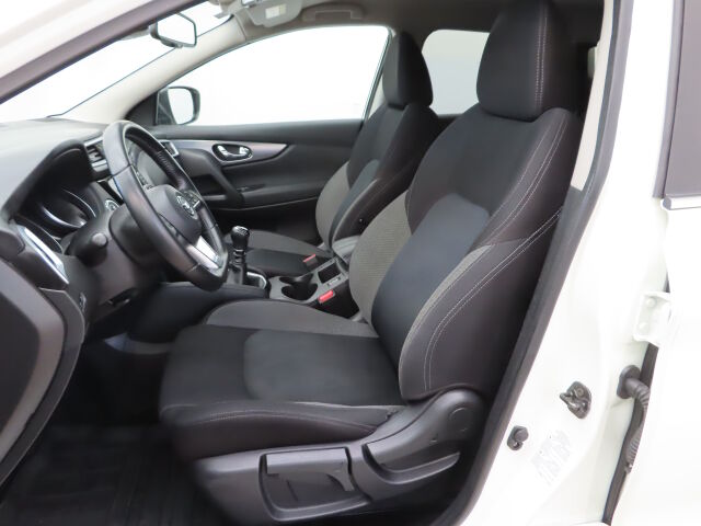 Nissan Qashqai 2019 DIG-T 140 N-Connecta 2WD 6M/T NNC