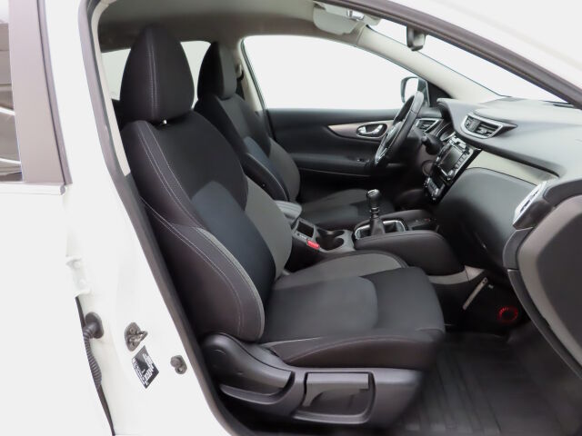 Nissan Qashqai 2019 DIG-T 140 N-Connecta 2WD 6M/T NNC