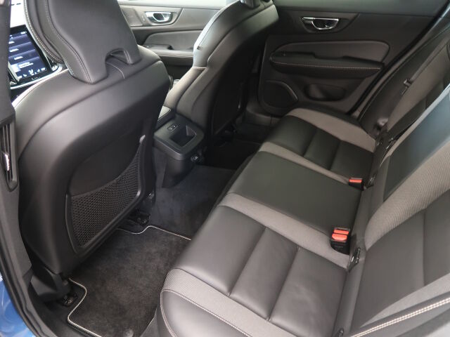 Volvo V60 2019 D4 AWD R-Design aut