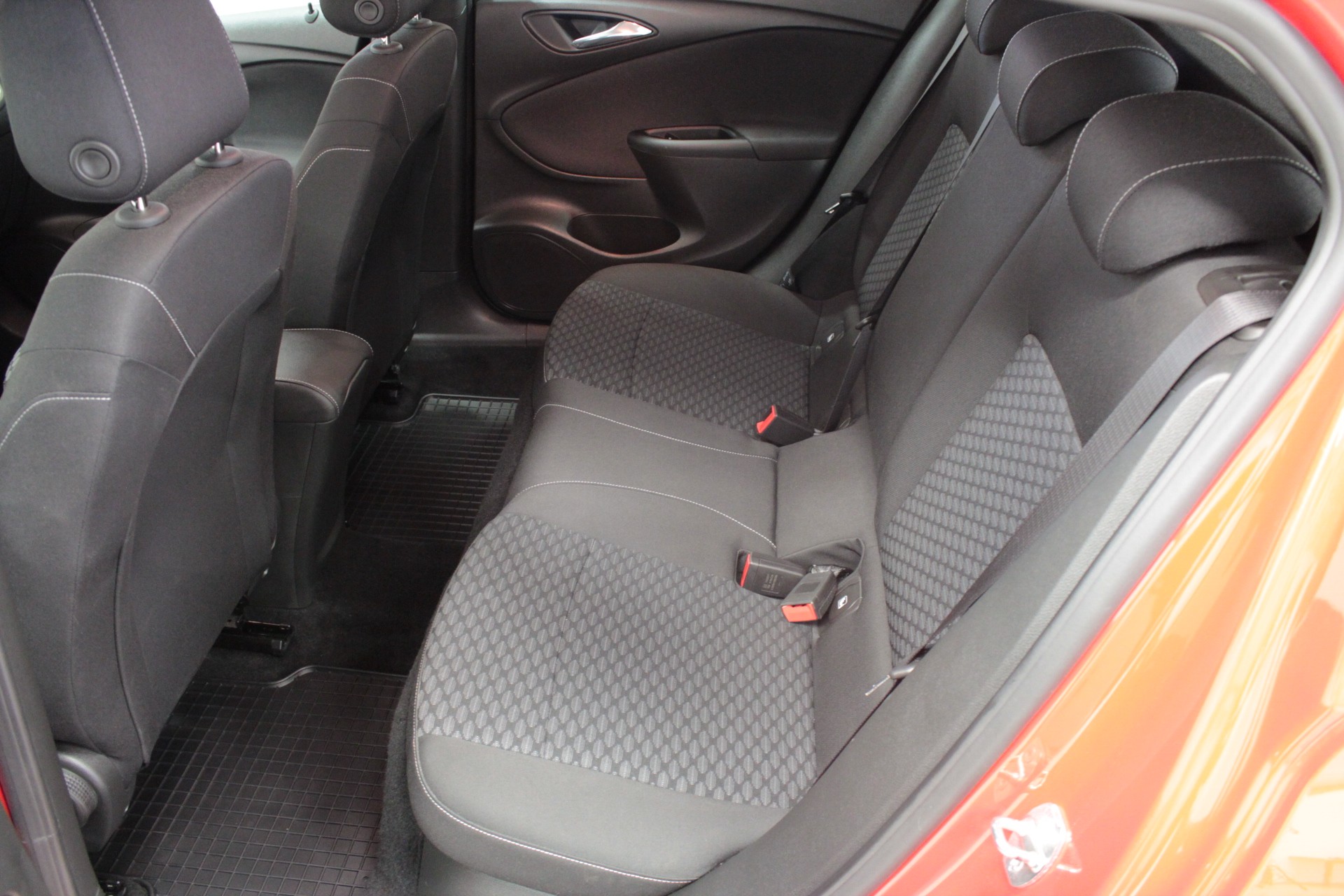 Opel Astra 5-ov Comfort 150 Turbo 2019, kuva 6/14