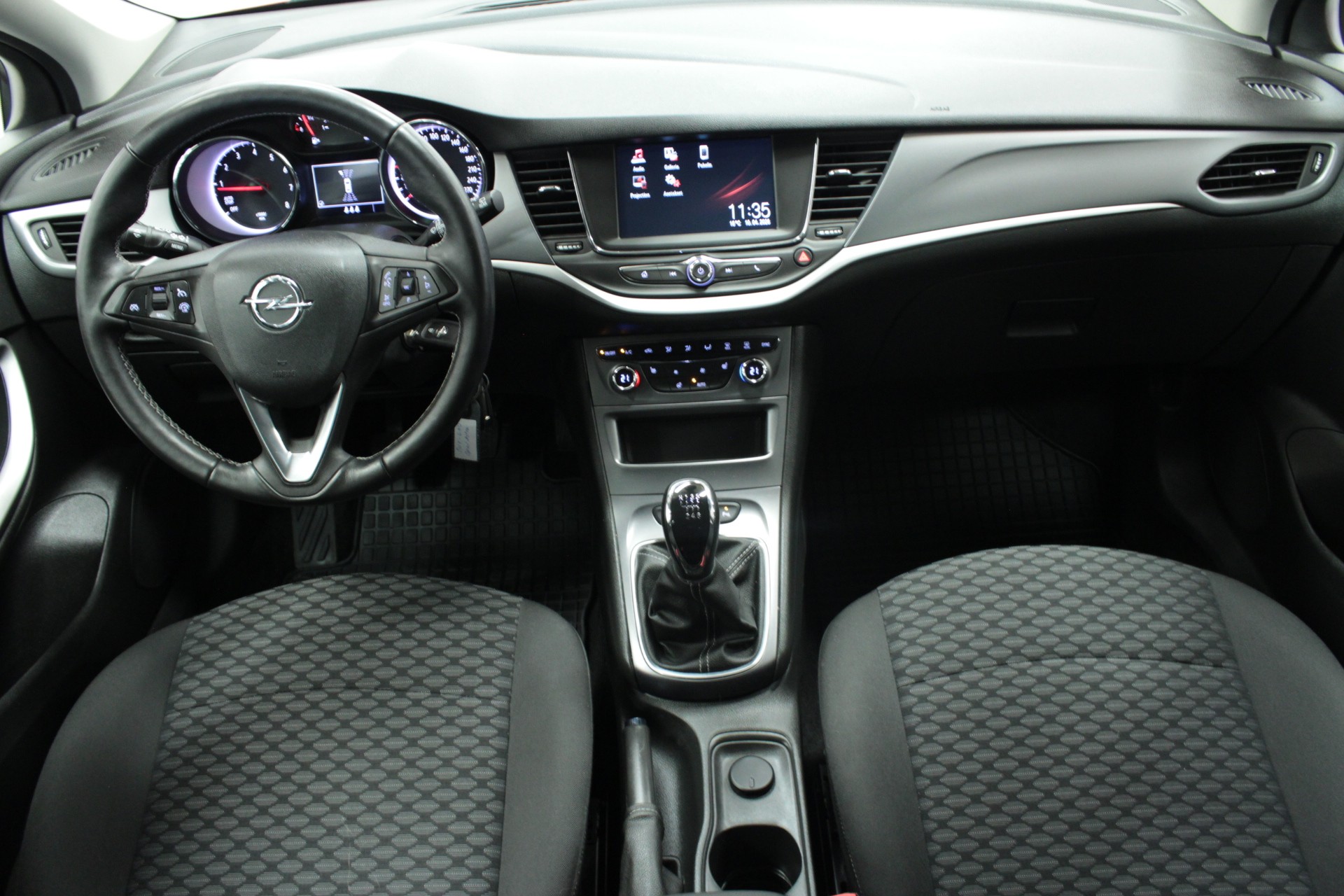 Opel Astra 5-ov Comfort 150 Turbo 2019, kuva 7/14