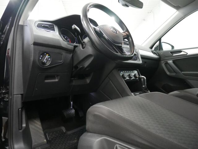 VOLKSWAGEN Tiguan 2020 Comfortline 1,5 TSI EVO 110 kW (150 hv) DSG-automaatti