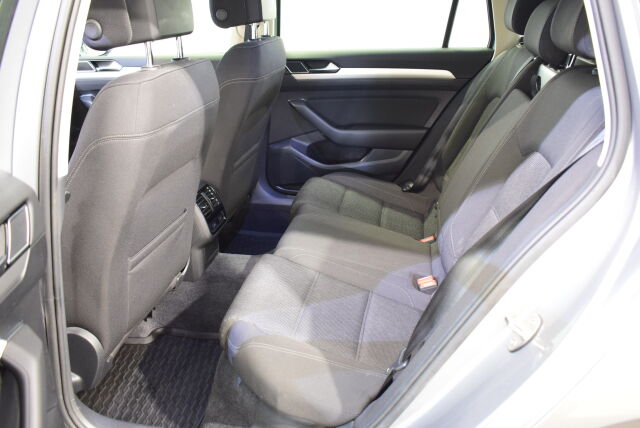 VOLKSWAGEN Passat 2019 Variant Comfortline 1,6 TDI SCR 88 kW (120 hv) DSG-automaatti