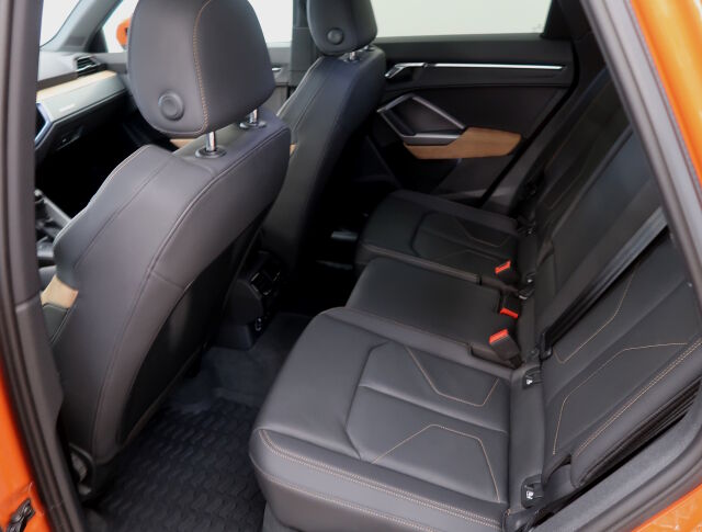 Audi Q3 2019 Business Advanced 35 TFSI 110 kW S tronic