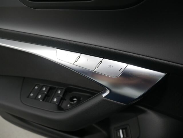 AUDI A6 2019 Avant Business 45 TFSI MHEV quattro S tronic