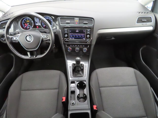 Volkswagen Golf 2019 Trendline 1,0 TSI 63 kW (85 hv)