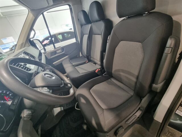 VOLKSWAGEN Crafter 35 2020 35 PRO -umpipakettiauto 2,0 TDI 103 kW 8at, 4490