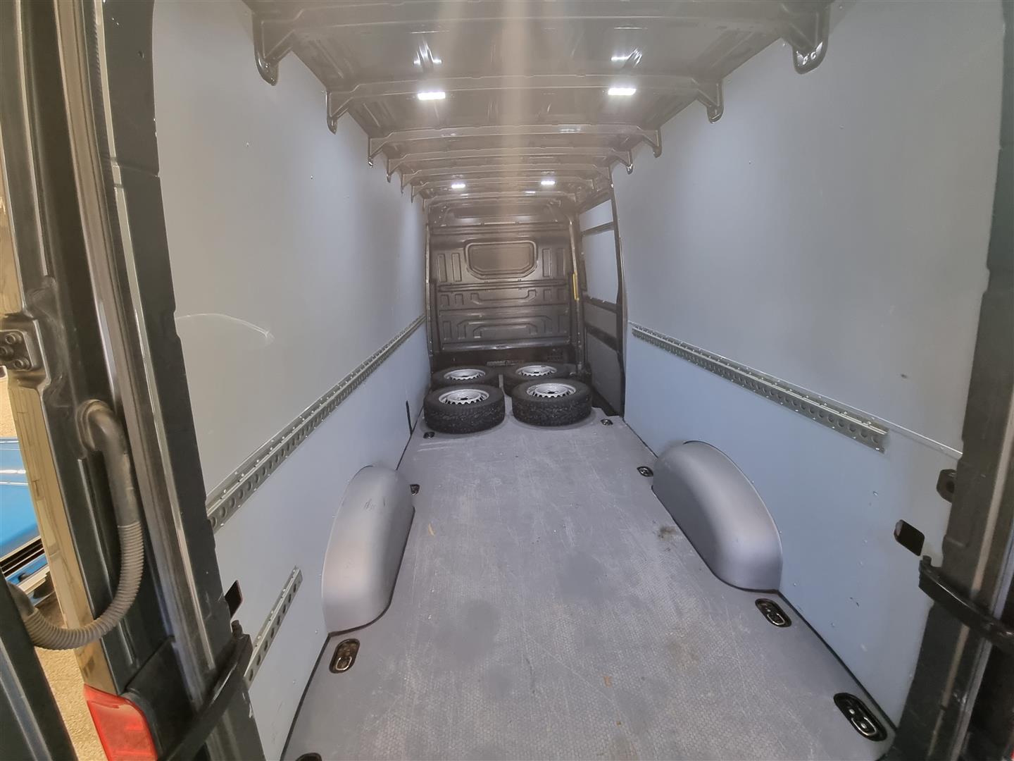 Volkswagen Crafter 2020, kuva 6/19
