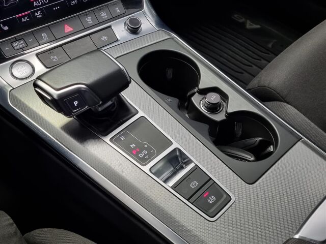 AUDI A6 2019 Avant Business Sport 40 TDI MHEV quattro S tronic /Matrix / Webasto / Koukku / P-Kamera