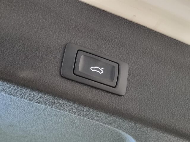 AUDI A6 2019 Avant Business Sport 40 TDI MHEV quattro S tronic /Matrix / Webasto / Koukku / P-Kamera