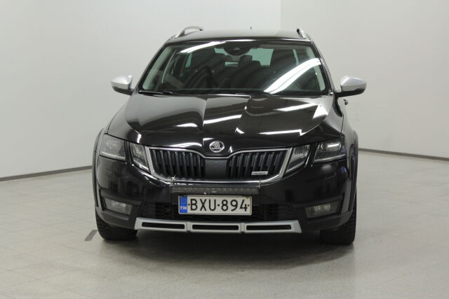 SKODA Octavia 2019 Combi 2,0 TSI 190 4x4 Scout BusinessLine DSG Autom.