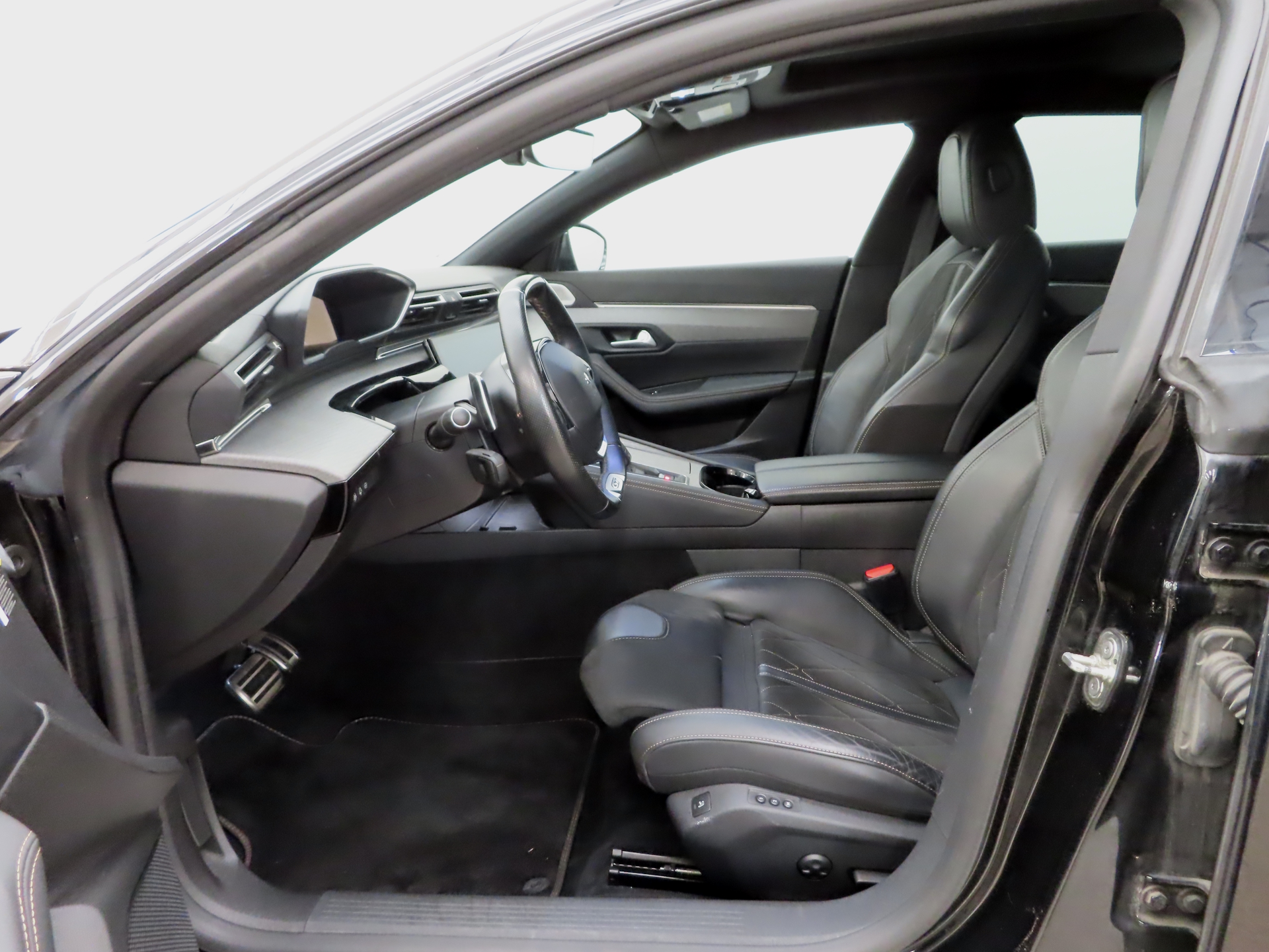 Peugeot 508 2020, kuva 6/10