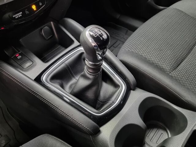 NISSAN Qashqai 2019 DIG-T 140 Visia City 2WD 6M/T