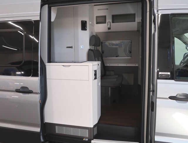 Volkswagen Grand California 2025 Grand California 600 2,0 TDI 130 kW 8at *NYT 2940€ VARUSTEPAKETTI 0€*