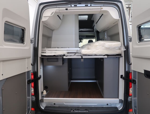 Volkswagen Grand California 2025 Grand California 600 2,0 TDI 130 kW 8at *NYT 2940€ VARUSTEPAKETTI 0€*