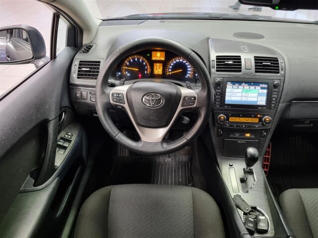 TOYOTA Avensis 2010 2,0 Valvematic Linea Sol Plus Wagon Multidrive S / Koukku / Navi / P-Kamera