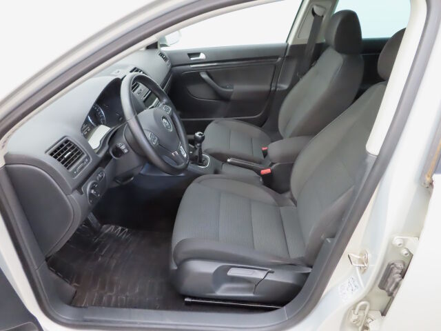 VOLKSWAGEN Jetta 2010 Comfortline 1,4 TSI 90 kW (122 hv)