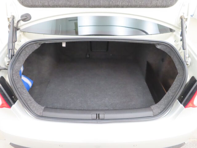 VOLKSWAGEN Jetta 2010 Comfortline 1,4 TSI 90 kW (122 hv)