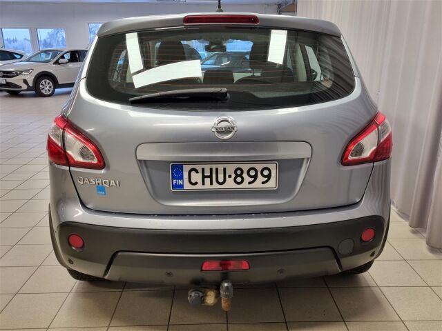 NISSAN Qashqai 2010 1,6L Acenta 2WD 5MT MY10 / Vetokoukku / Vakionopeudensäädin / M-Lämmitin