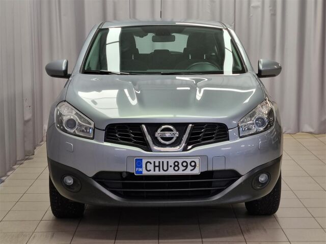 NISSAN Qashqai 2010 1,6L Acenta 2WD 5MT MY10 / Vetokoukku / Vakionopeudensäädin / M-Lämmitin