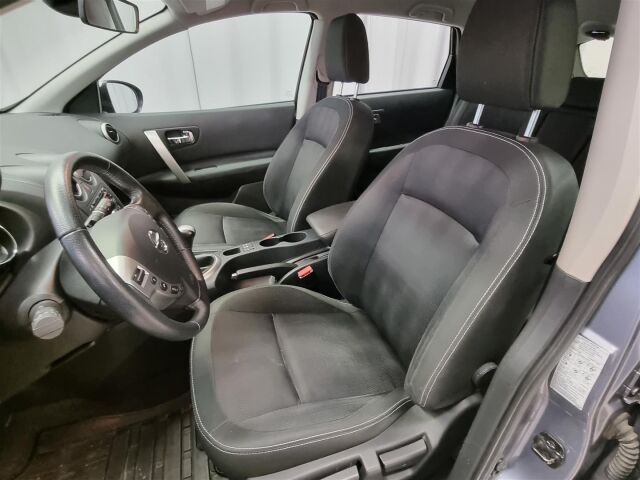 NISSAN Qashqai 2010 1,6L Acenta 2WD 5MT MY10 / Vetokoukku / Vakionopeudensäädin / M-Lämmitin