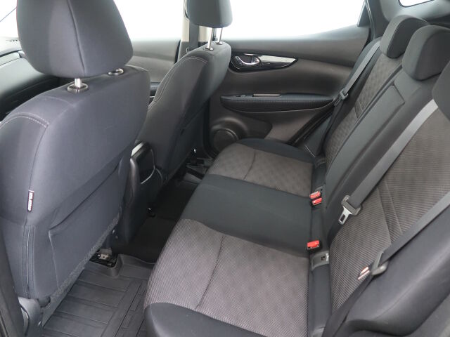 Nissan Qashqai 2014 1,2L Acenta 2WD 6M/T Safety Pack Connect