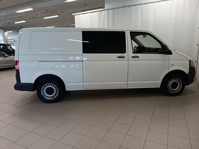 VOLKSWAGEN Transporter 2011 umpipakettiauto pitkä 2,0 TDI 75 kW 3200kg