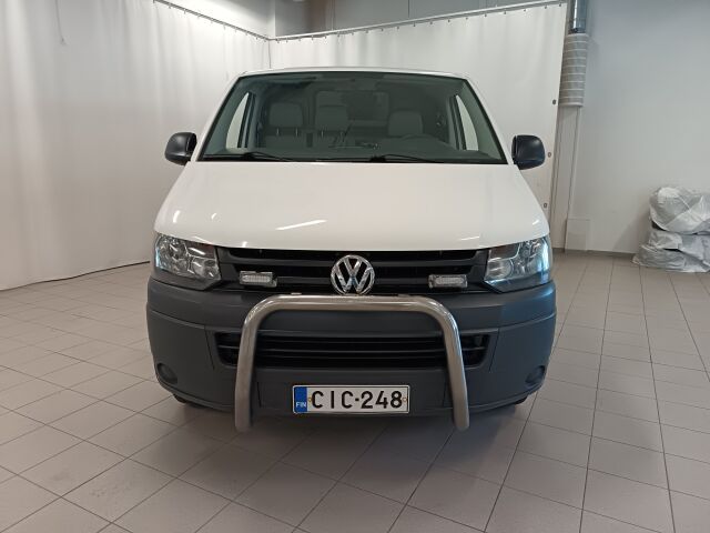 VOLKSWAGEN Transporter 2011 umpipakettiauto pitkä 2,0 TDI 75 kW 3200kg