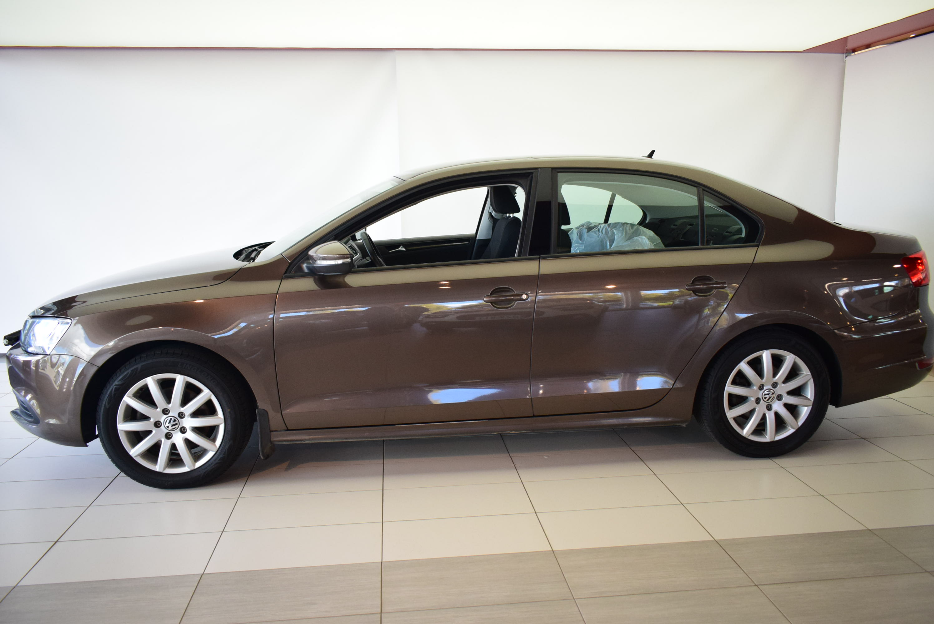 Volkswagen Jetta 2011, photo 4/10