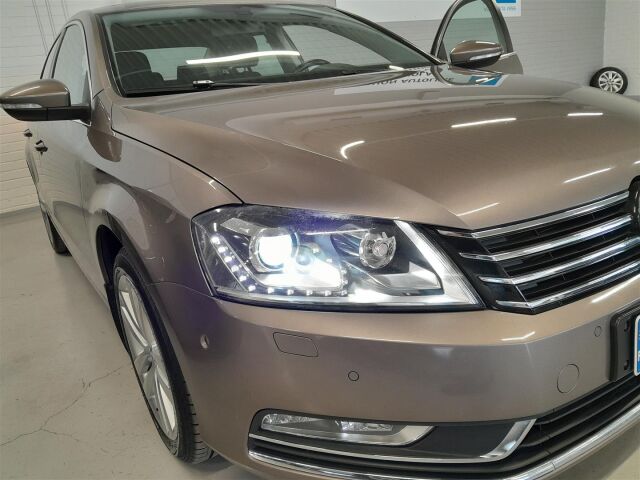 VOLKSWAGEN Passat 2012 Sedan Comfortline 1,4 TSI 90 kW (122 hv) DSG-automaatti BlueMotion Technology