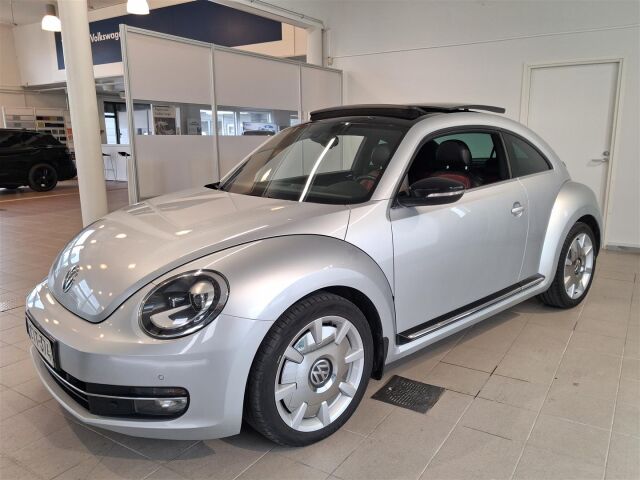 VOLKSWAGEN Beetle 2012 Sport 2,0 TSI 147 kW (200 hv) DSG-automaatti
