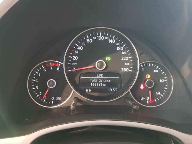 VOLKSWAGEN Beetle 2012 Sport 2,0 TSI 147 kW (200 hv) DSG-automaatti