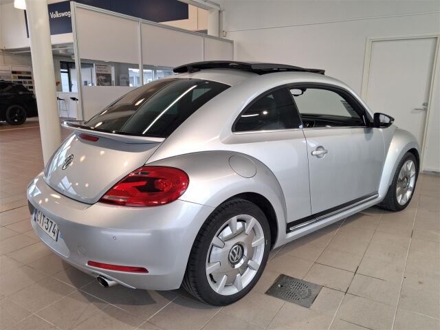 VOLKSWAGEN Beetle 2012 Sport 2,0 TSI 147 kW (200 hv) DSG-automaatti