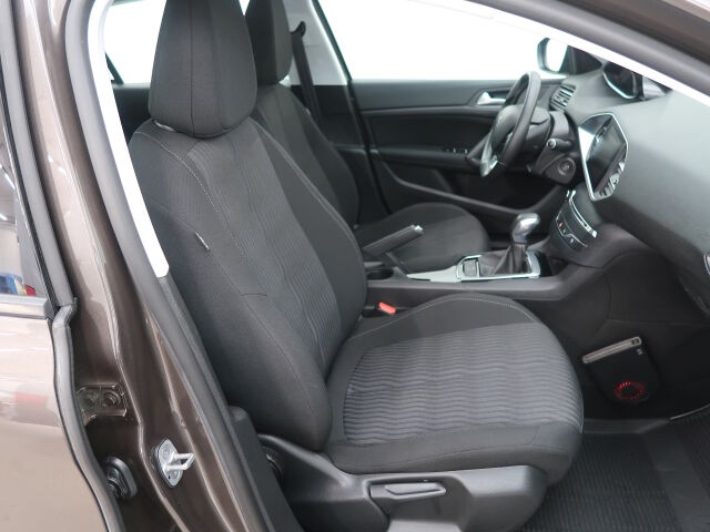Peugeot 308 2014 Active PureTech 130 Automaatti