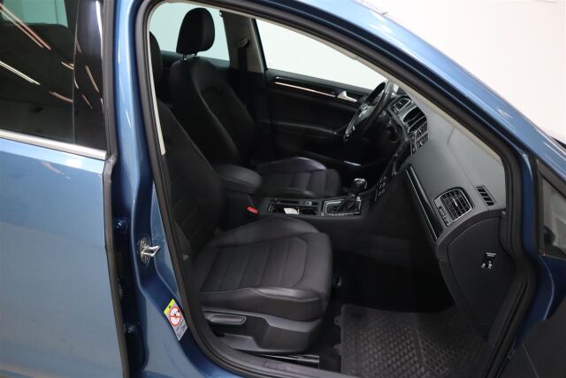 VOLKSWAGEN Golf 2014 Variant Highline 1,4 TSI 103 kW (140 hv) BlueMotion Technology DSG-automaatti