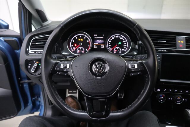 VOLKSWAGEN Golf 2014 Variant Highline 1,4 TSI 103 kW (140 hv) BlueMotion Technology DSG-automaatti