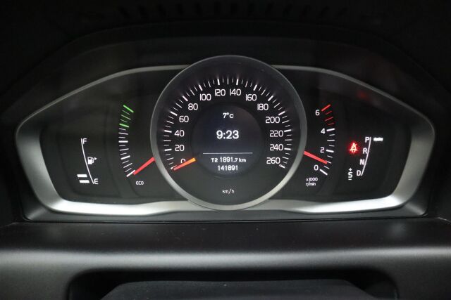 VOLVO XC60 2015 D4 Kinetic aut
