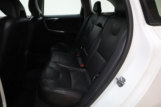 VOLVO XC60 2015 D4 Kinetic aut