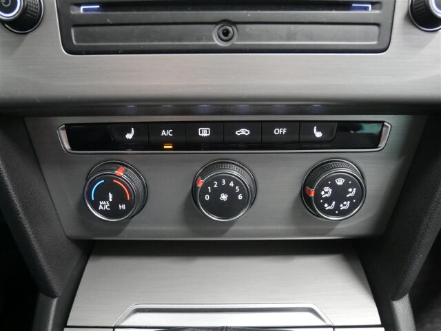 VOLKSWAGEN Passat 2015 Sedan Trendline 1,4 TSI 92 kW (125 hv) BlueMotion Technology
