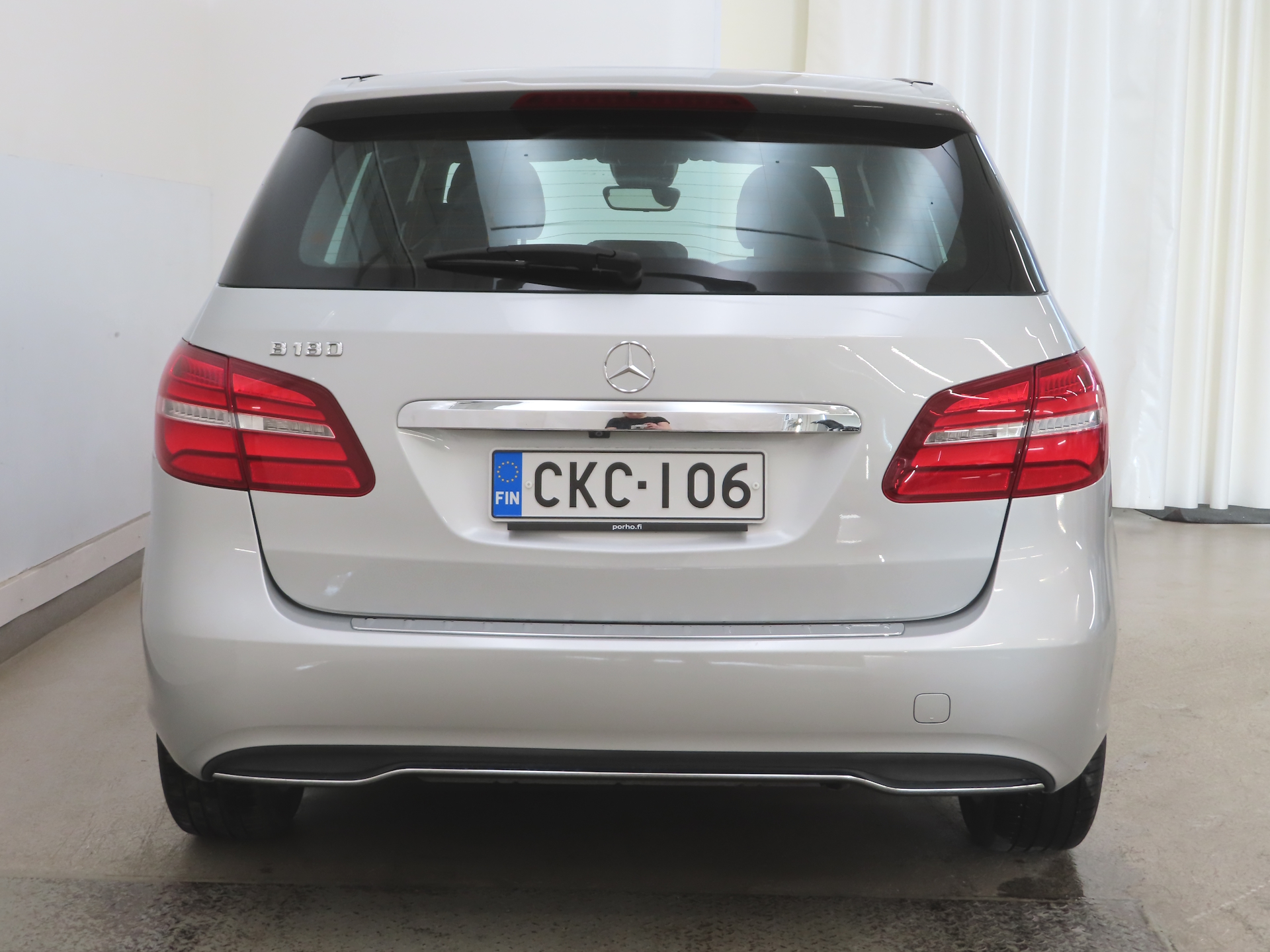 Mercedes-Benz B 180 Automatic Edition 2016, kuva 5/10